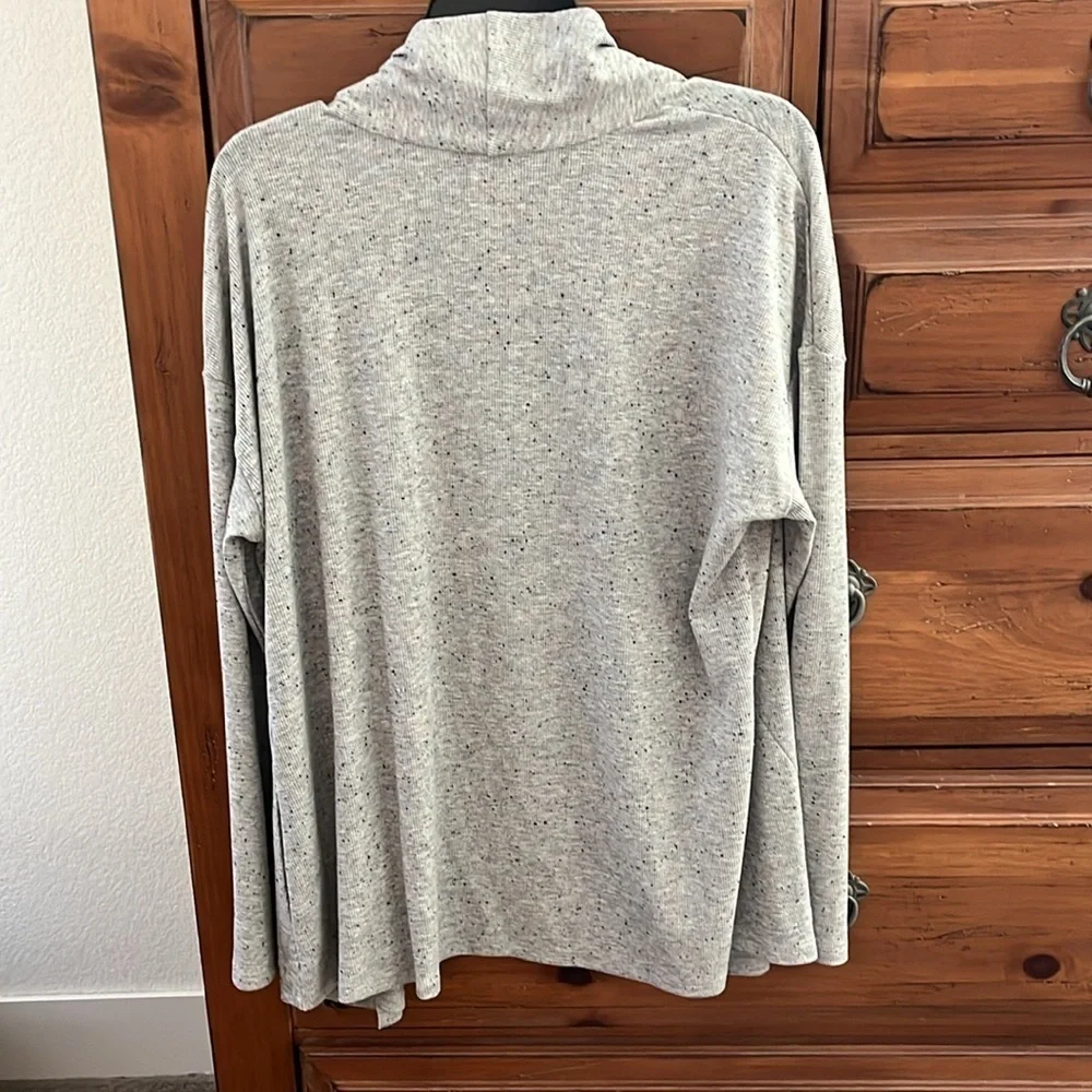 Nic And Zoe Light Gray Cardigan With Navy Tiny Dots Size Large NWOT - Picture 5 of 9